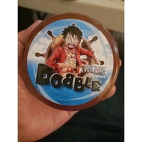 Dobble -One Piece - Spot It Party Card Game - 2-8 Players - Ages 6+ - New - Picture 1 of 5